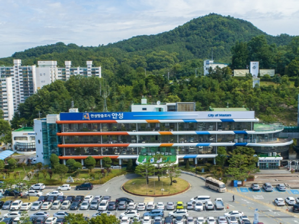 안성시, 수도권 거리두기 1.5단계에도 노래연습장· 결혼식장 1단계 유지