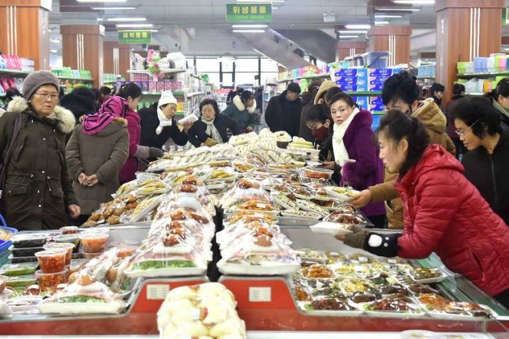 수남시장 옆 국가 주도 수매상점 새로 꾸려…장마당보다 값싸게?