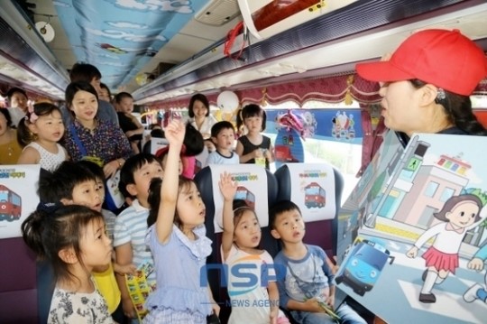광주신세계, ‘타요버스 교통안전 체험교육’ ‘눈길’