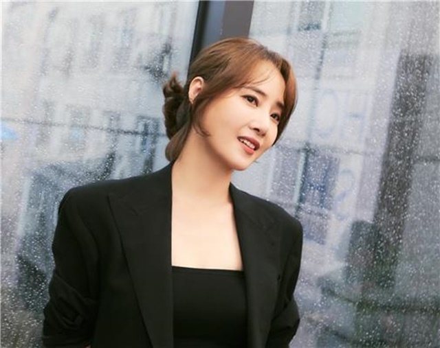 ‘불청’ 강경헌, 리처스엔터테인먼트에서 새 출발