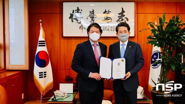 제주푸드앤와인페스티벌, 제주 한라대학교에 셰프지망생 장학기금 전달
