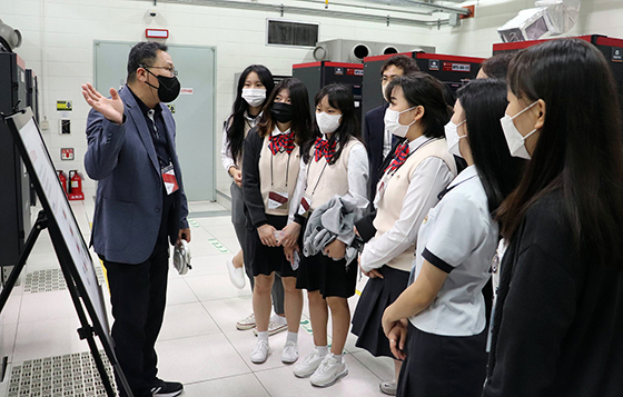 롯데정보통신·서울매그넷고등학교, 진로 멘토링 활동 전개