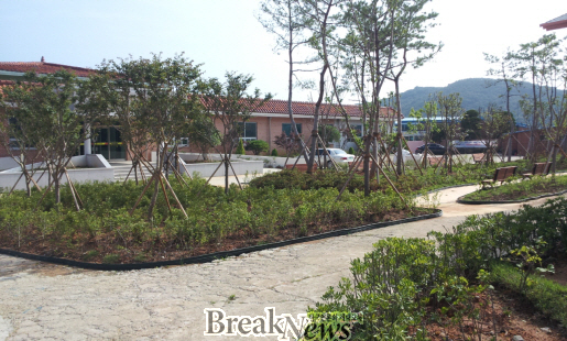 완도군, 사회복지시설에 녹색숲 정원 조성‘눈길’