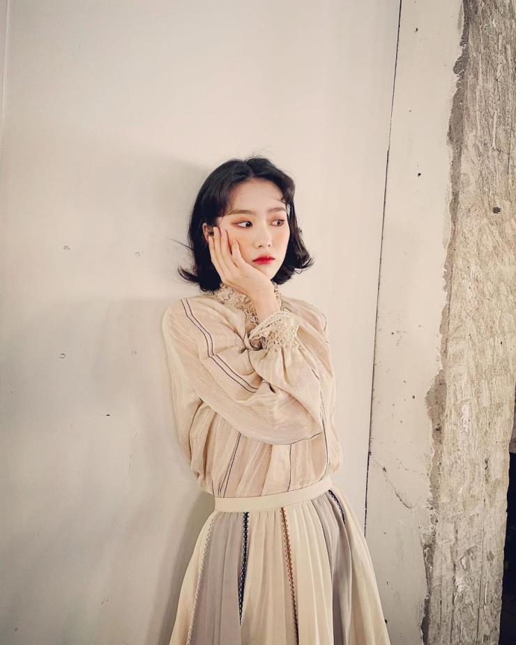 손민수 각! 단발로 자른 셀럽들의 헤어스타일링 법