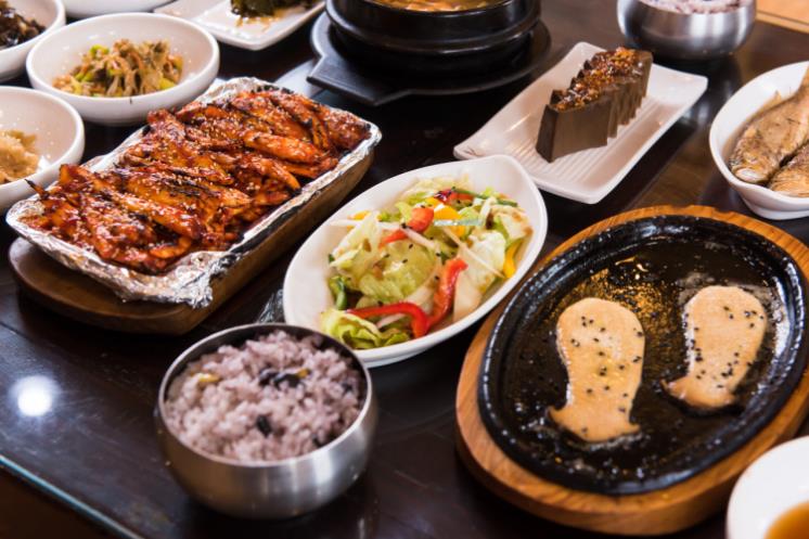 40년 전통 냉면과 16첩 반상까지, 맛과 양 다 잡은 보은 맛집 3  #소도시여행