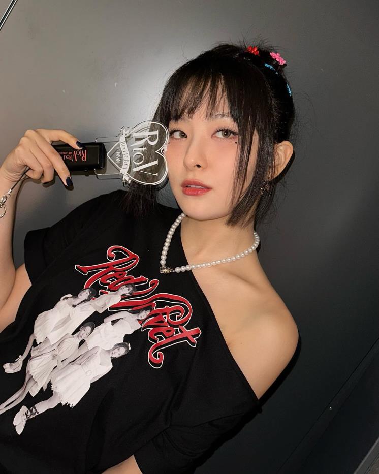 식을 줄 모르는 히메컷 유행! 히메컷을 한 셀러브리티 11