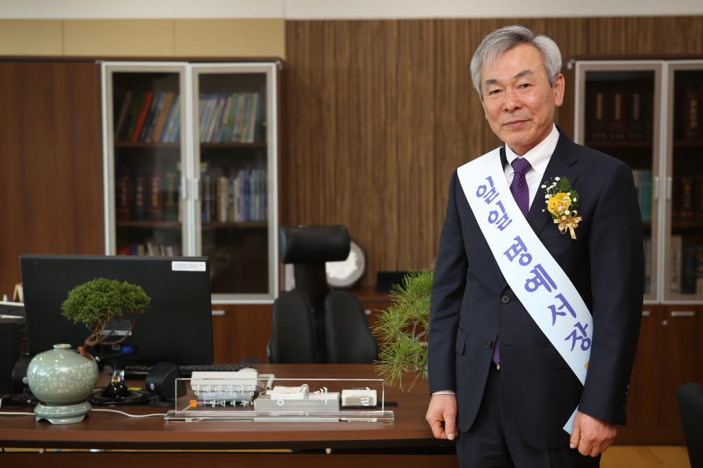 대덕주류상사 황재길 대표 ‘아름다운 납세자상’