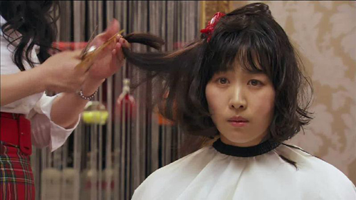 ‘두 아내’ 김지영, 실제로 머리자르며 심기일전