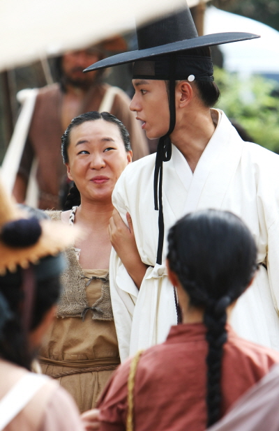 ‘제주힘녀’ 정주리 ‘조선꽃남’ 임주환에 작업공세