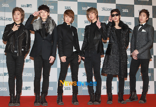 [포토엔]보이프렌드 ‘누나들의 로망’(SBS가요대전)