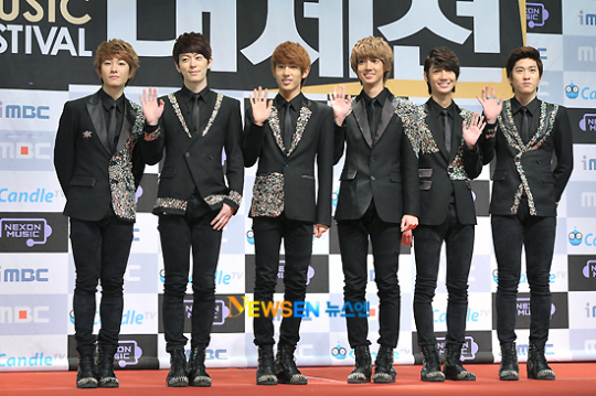 [포토엔]보이프렌드 ‘우리 함께해요’(MBC 가요대제전)