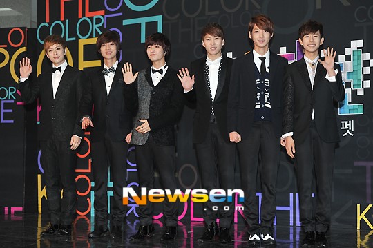 [포토엔]보이프렌드 ‘내년에도 많은 사랑 부탁드려요’(SBS 가요대전)