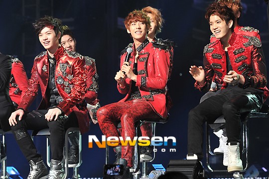 [포토엔]비투비 ‘큐브 콘서트 너무 기대돼요’