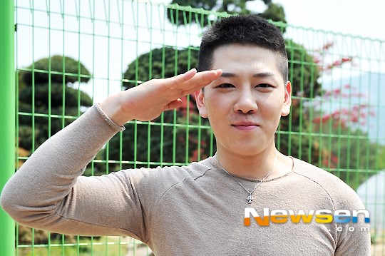 [포토엔]디셈버 DK ‘현역 입대 합니다’