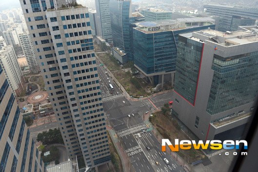 ‘어벤져스2’ 상암 촬영둘째날 잔뜩흐림, 우천시 촬영취소