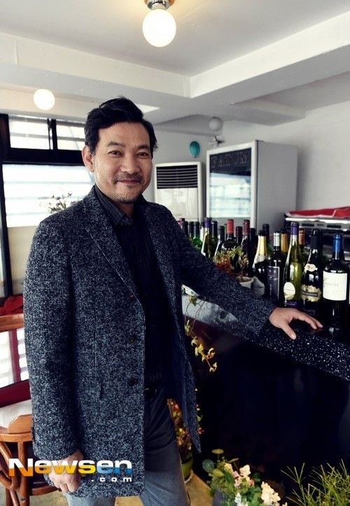 ‘강남1970’ 정진영 “도끼 액션신, 한밤중 여관 주차장서도 연습”(인터뷰)