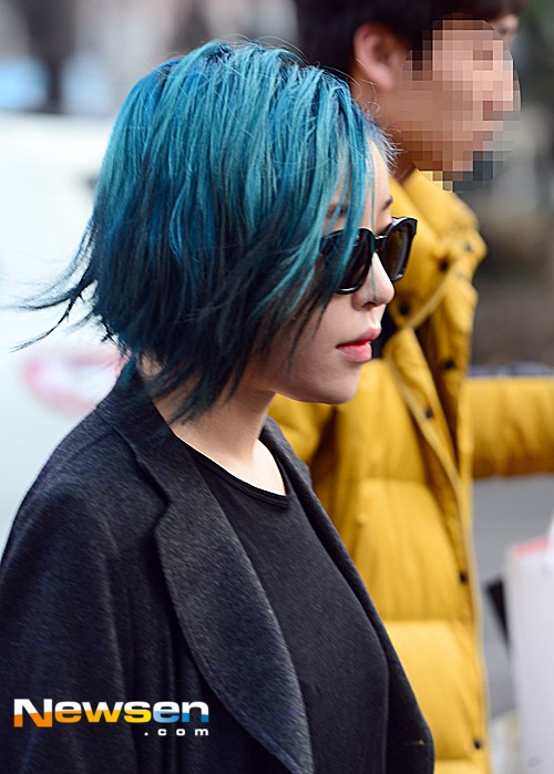 [포토엔]가인 ‘시선 사로잡은 독특한 헤어스타일’(출근길패션)