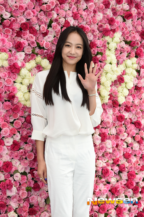 [포토엔]빅토리아 ‘미모에 물 올랐네’