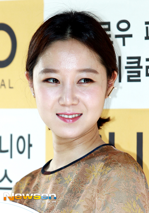 [포토엔화보]공효진 ‘눈부신 가을여인의 미모~’