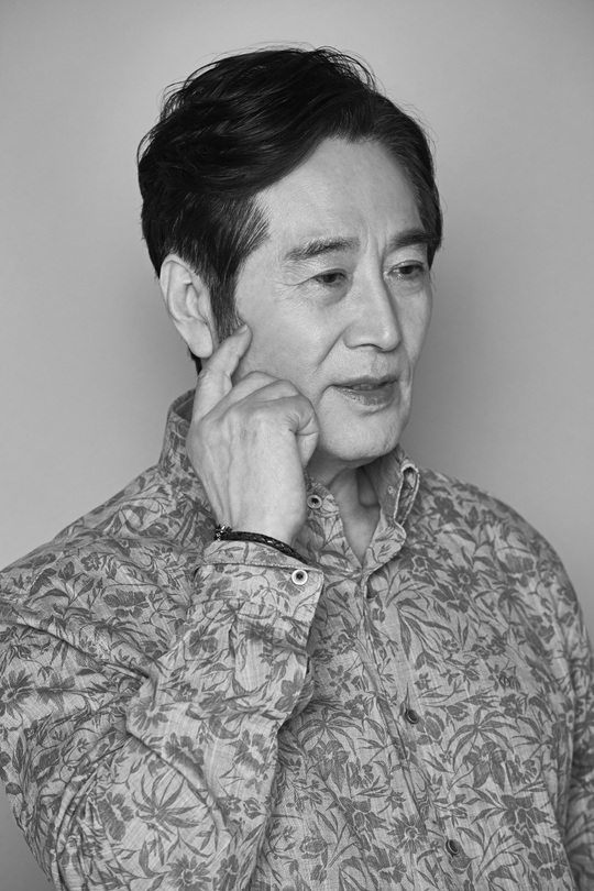 백윤식 ‘덕혜옹주’ 고종役 노개런티 출연 ‘의리’