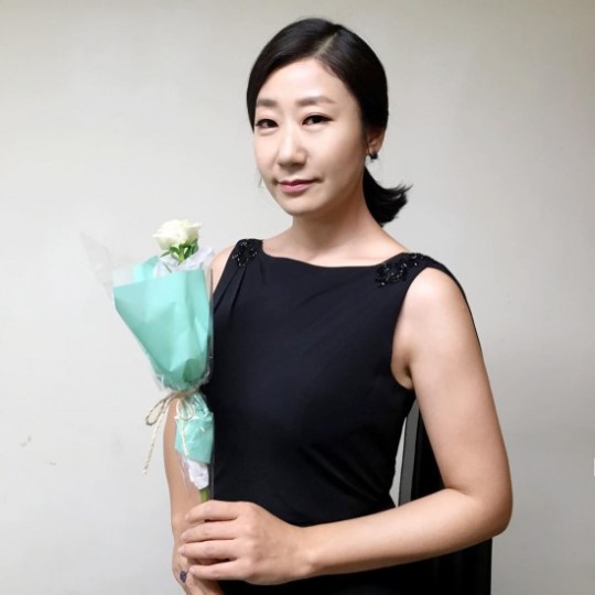“꽃보다 미란” 라미란, 우아한 드레스 자태