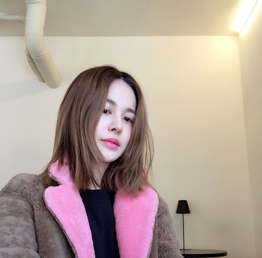 아이비 셀카, 멍한 표정도 굴욕 無 ‘물오른 미모’