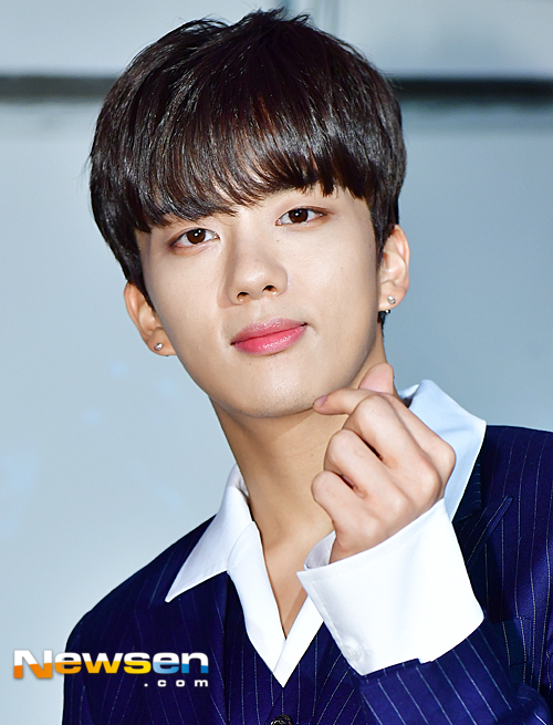 [포토엔]B.A.P 영재 ‘꿀떨어지는 달달한 하트’