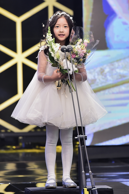 [포토엔]구건민 ‘MBC 연기대상 아역상 수상’