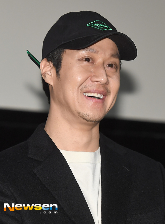 [포토엔HD] 정우 ‘무대인사 즐거워~’(흥부)
