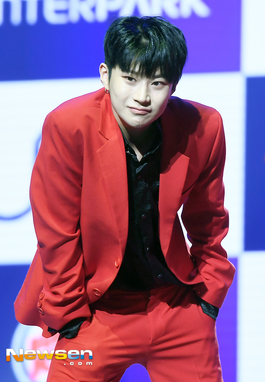 [포토엔HD] 유앤비 마르코 ‘반전 매력 기대해~’