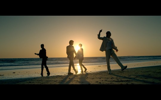 ‘컴백 D-1’ 위너, 신곡 ‘에브리데이’ MV 티저 공개 “옴므파탈 매력”
