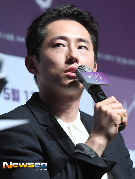 [포토엔HD] 스티븐 연 ‘이창동 감독님과의 만남  운명처럼 딱 맞아떨어졌다’