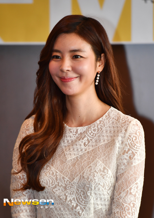 [포토엔HD]김규리 ‘개념 배우의 함박 미소’