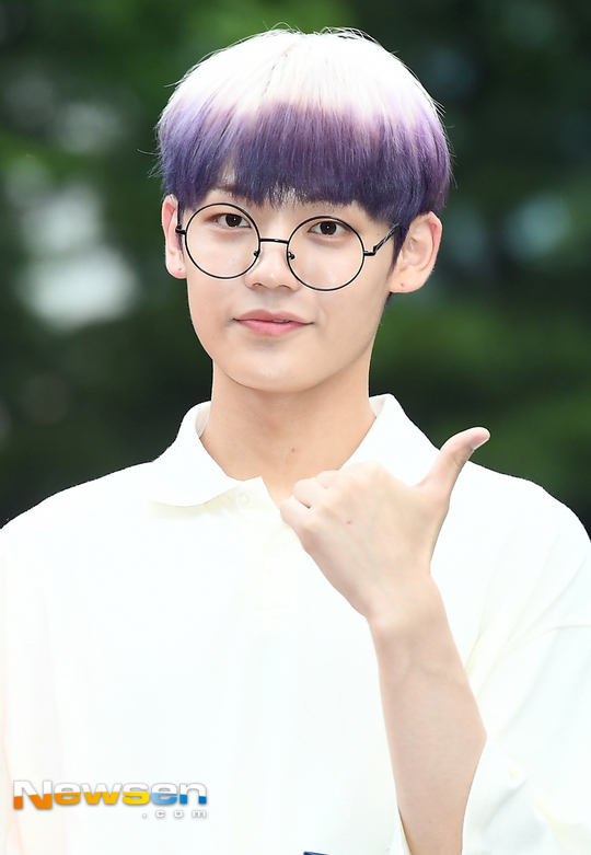 [포토엔HD] 유앤비 찬 ‘아무나 소화못하는 투 톤 헤어’