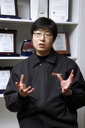 핫썬치킨, 탄탄한 기본기 화려한 테크니션으로 승부