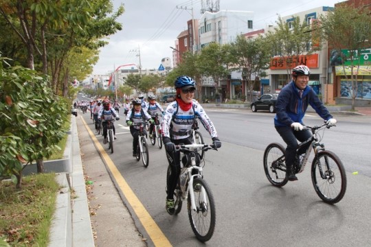자전거 안전하게 타세요
