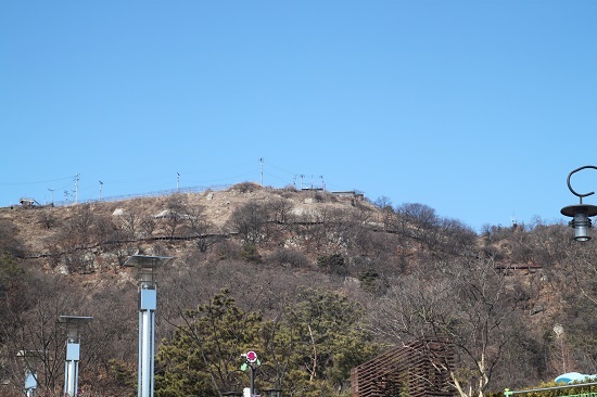 인천시, 문학산 정상 50년만에 시민 개방