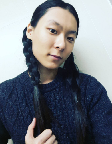 오앤오엔터테인먼트 장문복, 양갈래 머리 하고 찰칵… 소녀인줄~