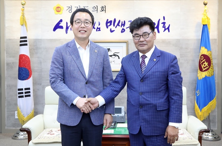 정기열 의장, 특수임무유공자회 경기도지부장 접견