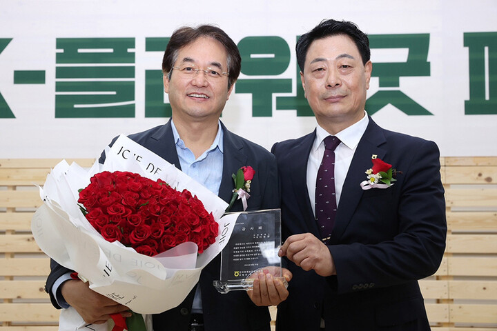 [포토] 이동환 고양특례시장, 한국화훼농협 K-플라워굿페스타 참석