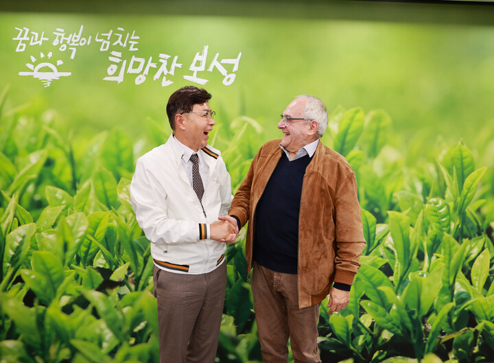 보성군, 프랑스 필립 저글러 AVPA 회장과 한국 차 산업 교류 협의