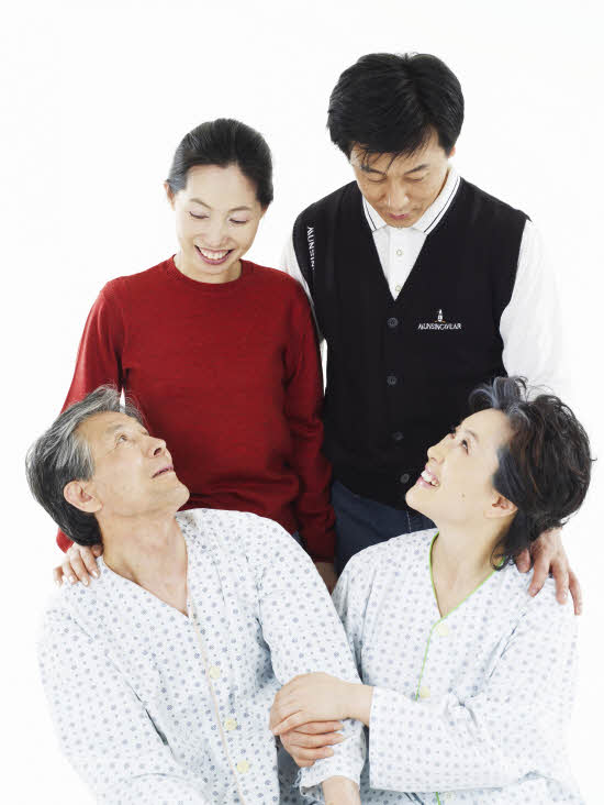 행복한 노후 생각한다면 요양병원·요양원 선택 잘해야