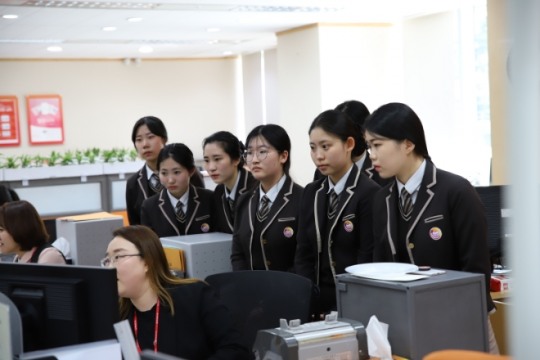 웰컴저축은행, 예림디자인고등학교 1사1교 금융교육 진행
