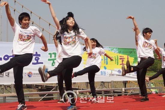[포토] 위너스와 함께 춤을