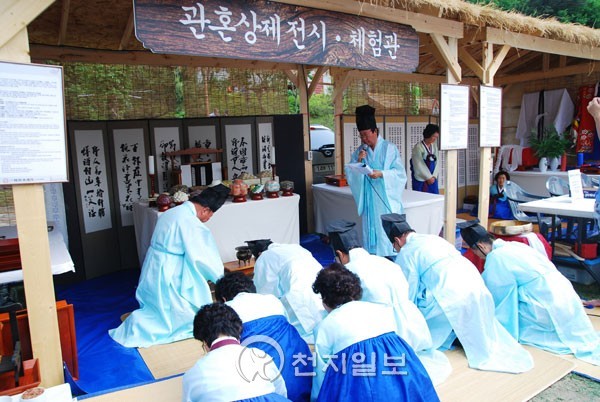 [포토] 2012 뿌리문화축제…   뿌리마을 다채로운 체험장
