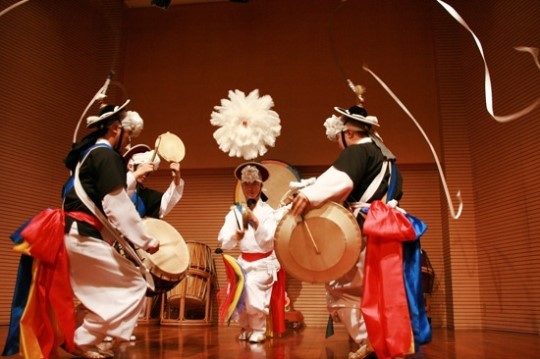 [사람과 삶] 광개토사물놀이예술단 권준성 단장 국악 원하는 젊은이에게 길라잡이 되고파
