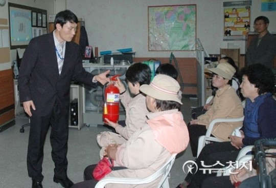 [천안] 동남소방서, 한국야쿠르트 동천안점과 골목길 안전지킴이 위촉식