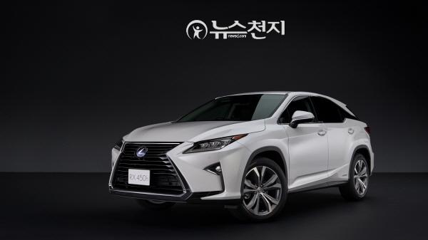 도심·오프 넘나드는 레저차·SUV 올해도 봄바람 부나