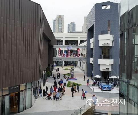 [일문일답] 송도에 현대프리미엄아울렛… 김영태 사장 패밀리족 공략