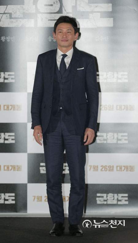 [포토] '군함도' 황정민 '믿고 보는 배우'
